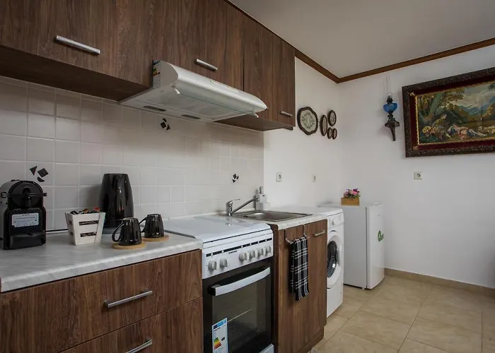 Anna's House Traditional Nyaraló